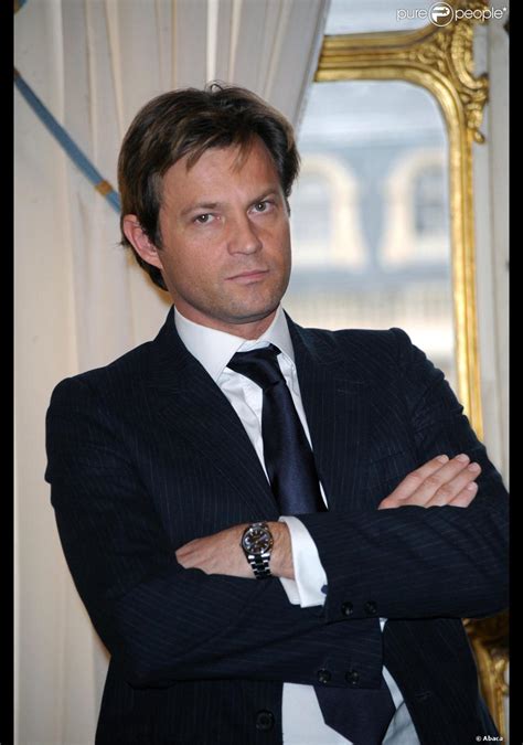 laurent delahousse montre